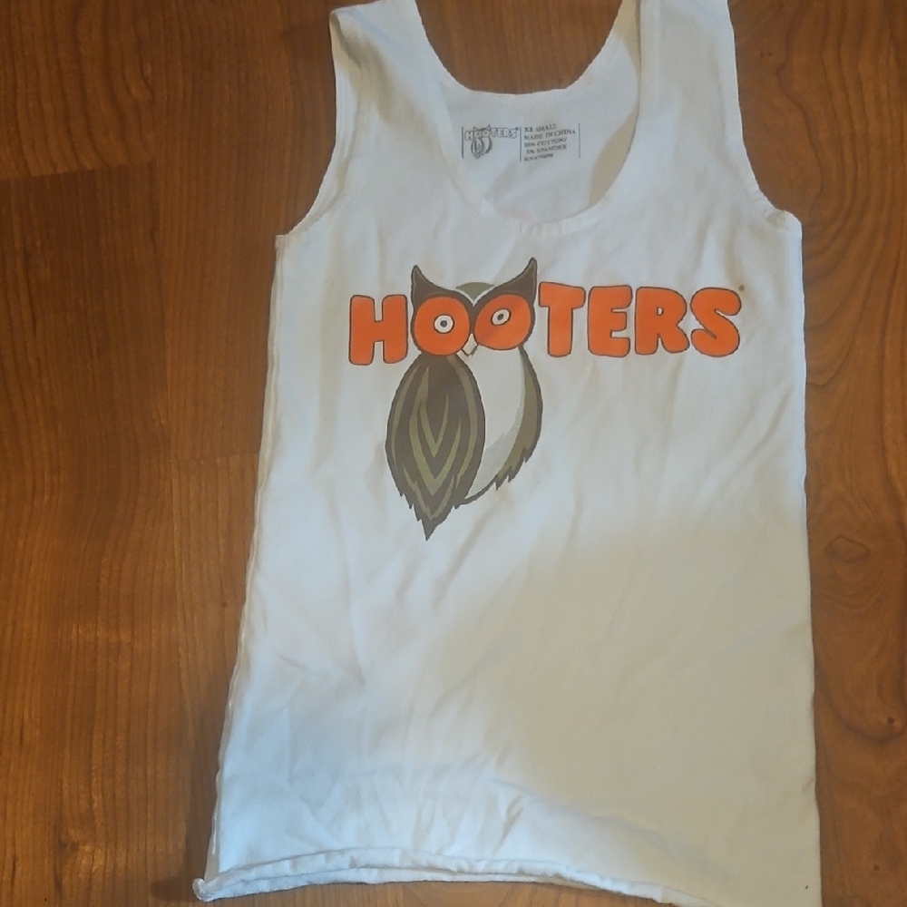 Hooters xxs tank top